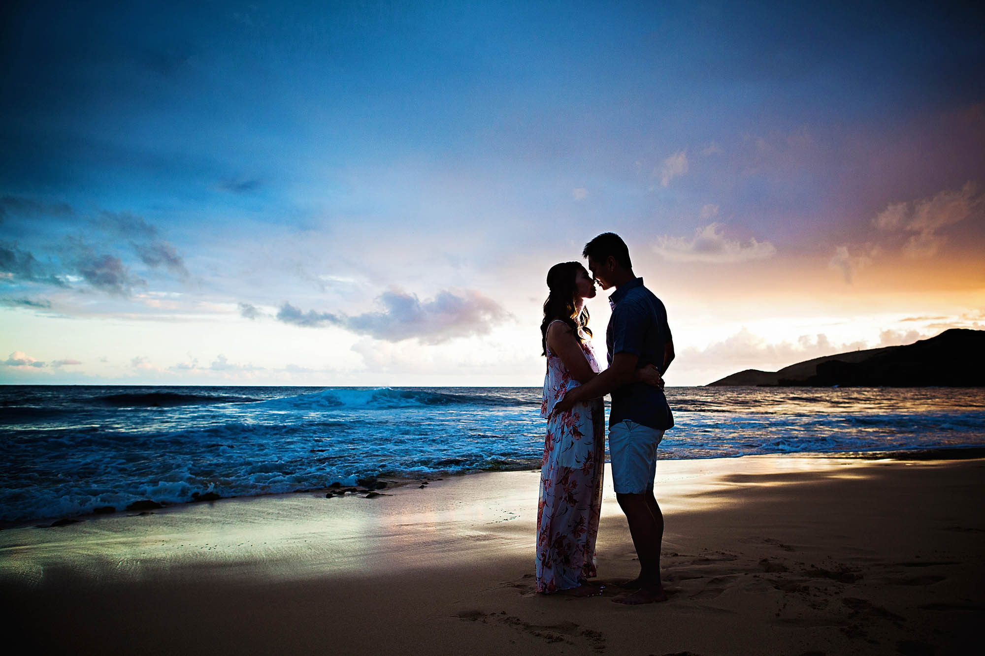 Honolulu engagement photography