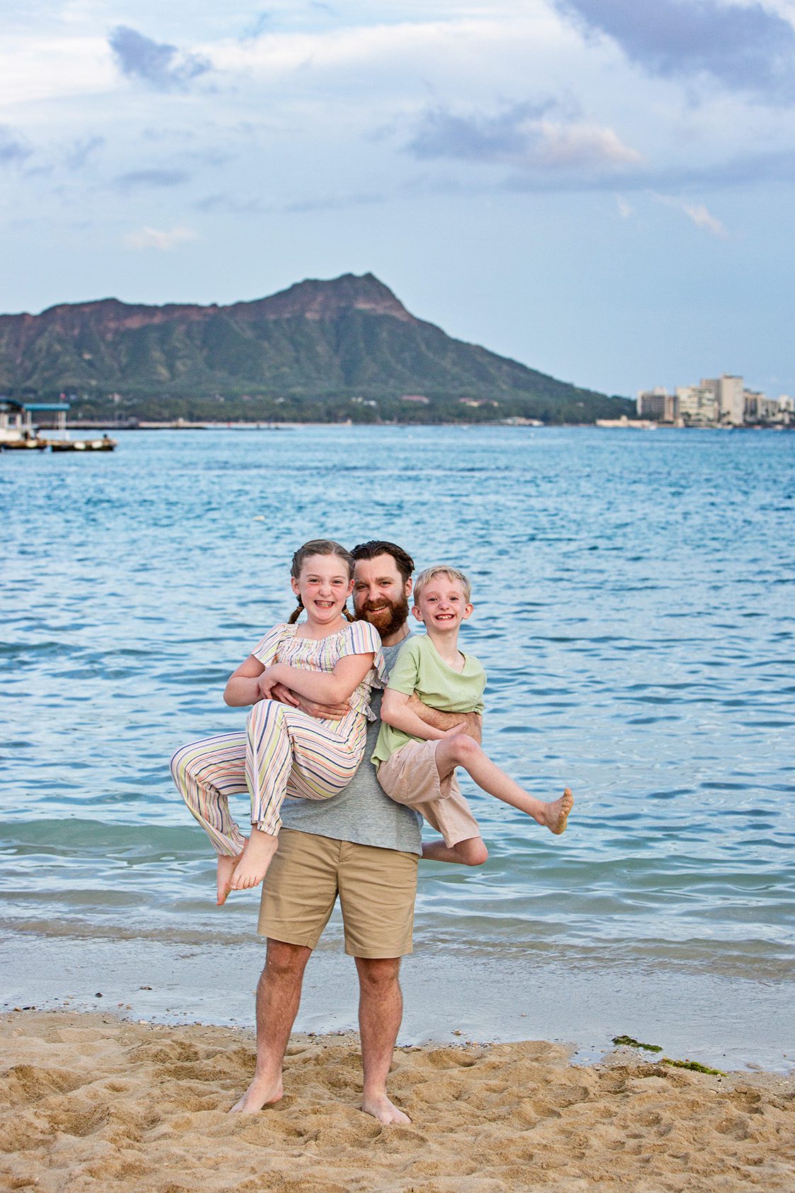 Waikiki Photographer  Hilton Hawaiian Village Photographers