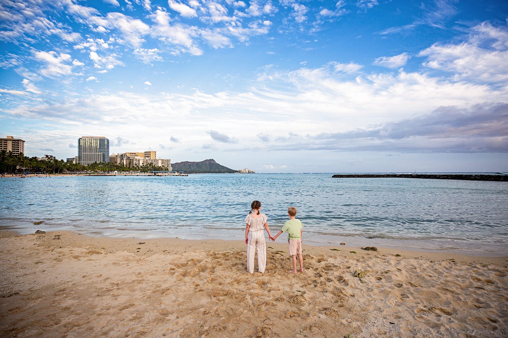 Waikiki Photographer  Hilton Hawaiian Village Photographers