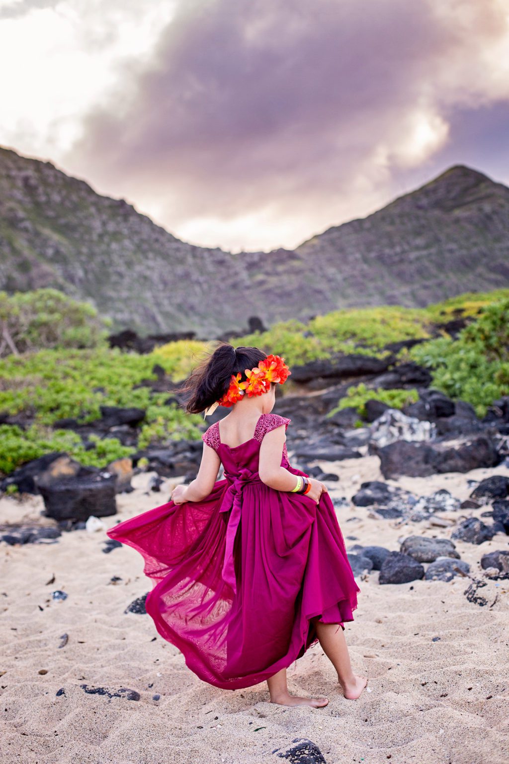 Makapuu Family Portrait – Hawaii Family Photography - MICHELLE SCOTTI