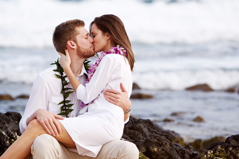 Hawaii couple photography at Sandy Beach